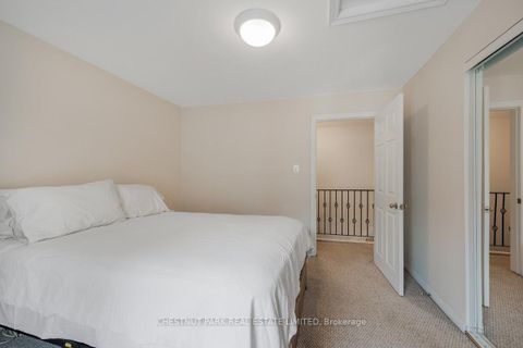 Photo 15 at 657 Davenport Road, Casa Loma, Toronto