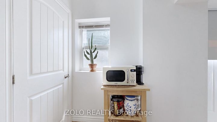Photo 17 at 246 Court Street, Central, Oshawa
