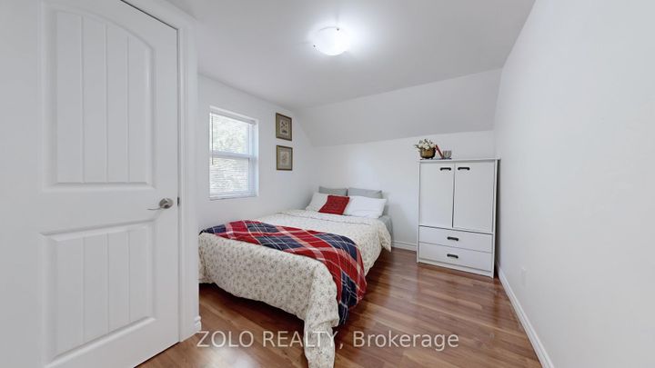 Photo 26 at 246 Court Street, Central, Oshawa