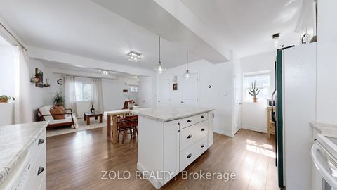 Photo 15 at 246 Court Street, Central, Oshawa