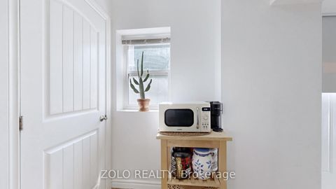 Photo 17 at 246 Court Street, Central, Oshawa