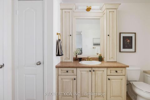 Photo 26 at 42 West Oak Crescent, Pelmo Park W4, Toronto