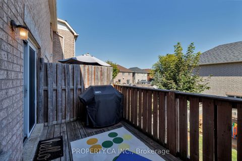 Photo 30 at 42 West Oak Crescent, Pelmo Park W4, Toronto