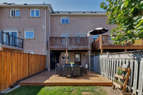 Photo 36 at 42 West Oak Crescent, Pelmo Park W4, Toronto