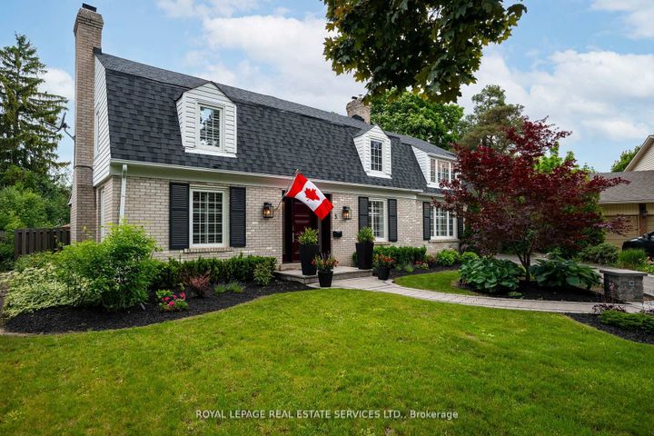 Photo 2 at 5 Pine Ridge Lane, Brampton East, Brampton