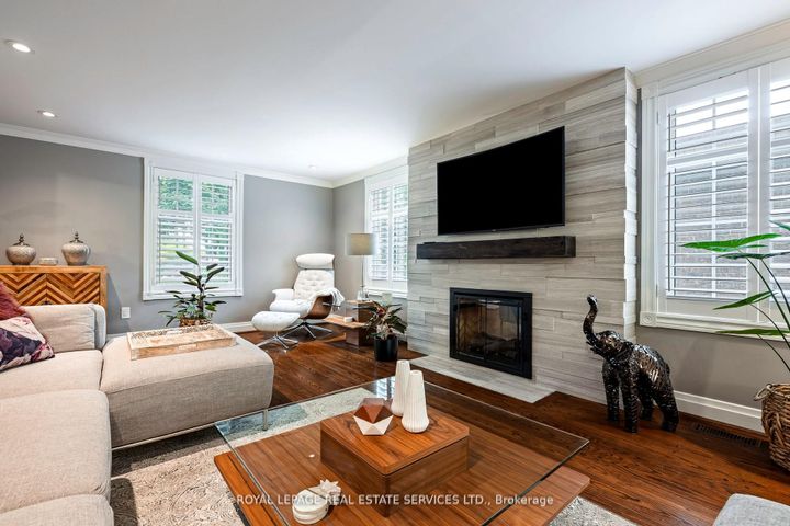 Photo 9 at 5 Pine Ridge Lane, Brampton East, Brampton