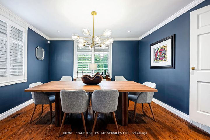 Photo 11 at 5 Pine Ridge Lane, Brampton East, Brampton