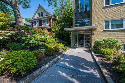 Photo 1 at 3 - 75 Scarborough Road, The Beaches, Toronto