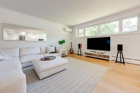 Photo 12 at 3 - 75 Scarborough Road, The Beaches, Toronto