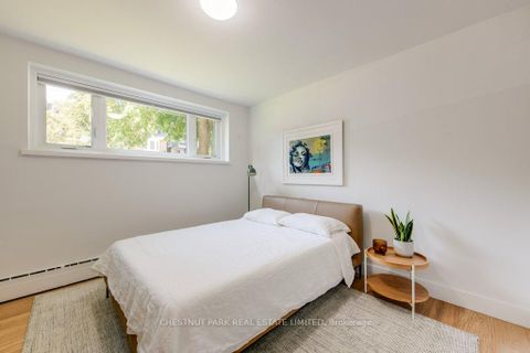 Photo 15 at 3 - 75 Scarborough Road, The Beaches, Toronto