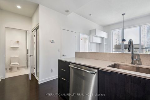 Photo 8 at 303 - 55 Regent Park Boulevard, Regent Park, Toronto