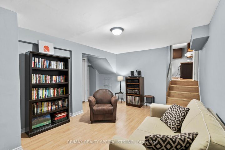 Photo 29 at 4250 Jefton Crescent, Erin Mills, Mississauga