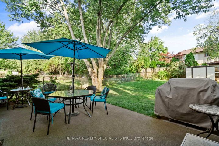 Photo 34 at 4250 Jefton Crescent, Erin Mills, Mississauga