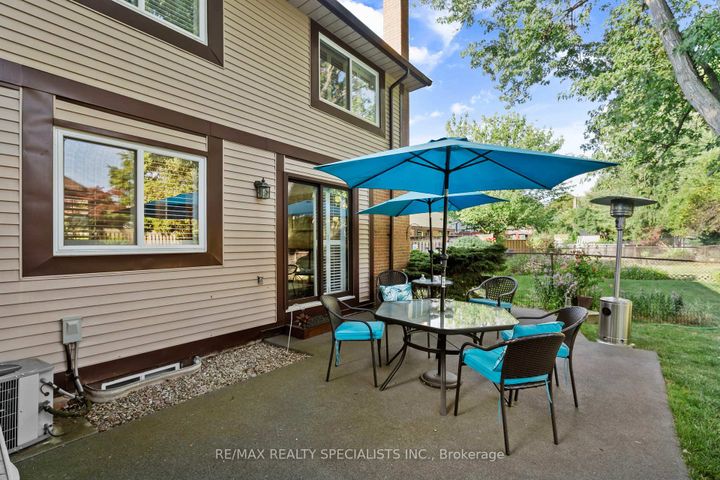 Photo 35 at 4250 Jefton Crescent, Erin Mills, Mississauga