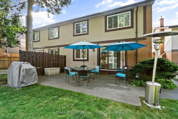 Photo 36 at 4250 Jefton Crescent, Erin Mills, Mississauga