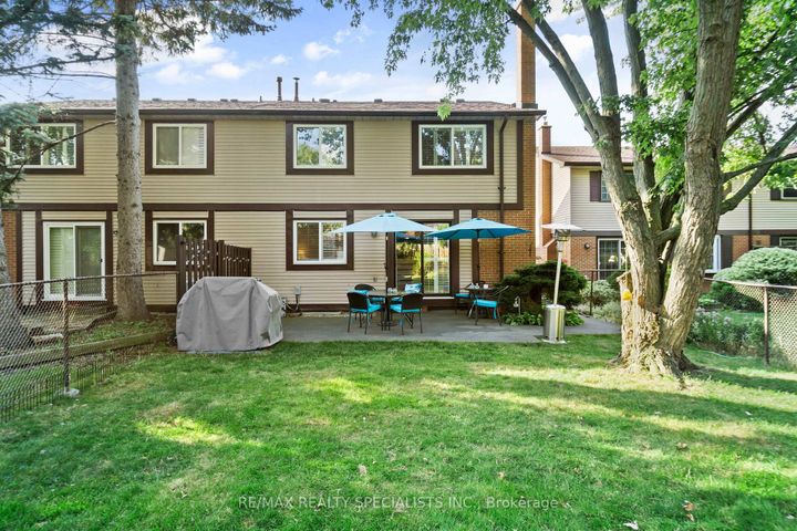Photo 39 at 4250 Jefton Crescent, Erin Mills, Mississauga