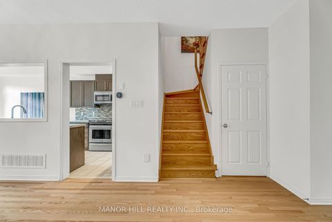 Photo 19 at 58 Big Hill Crescent, Patterson, Vaughan