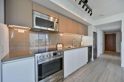 Photo 7 at 1601 - 75 Queens Wharf Road, Waterfront Communities C1, Toronto