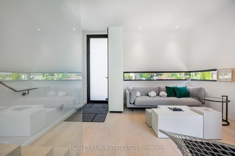 Photo 4 at 147 Hanson Street, Woodbine Corridor, Toronto