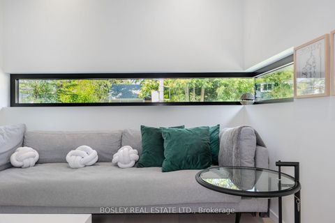Photo 5 at 147 Hanson Street, Woodbine Corridor, Toronto
