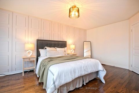 Photo 16 at 194 Shirrick Drive, Jefferson, Richmond Hill