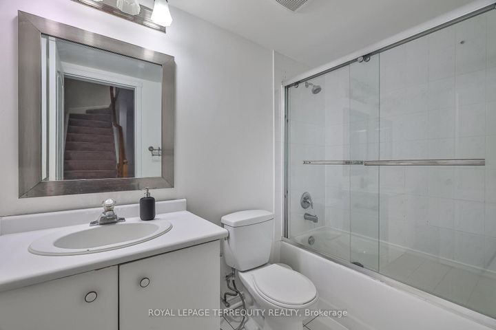 Photo 44 at 105 - 900 Steeles Avenue W, Lakeview Estates, Vaughan