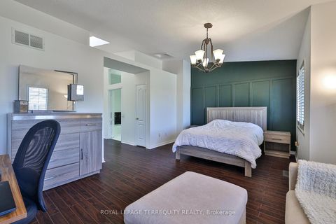 Photo 26 at 105 - 900 Steeles Avenue W, Lakeview Estates, Vaughan