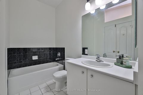 Photo 31 at 105 - 900 Steeles Avenue W, Lakeview Estates, Vaughan
