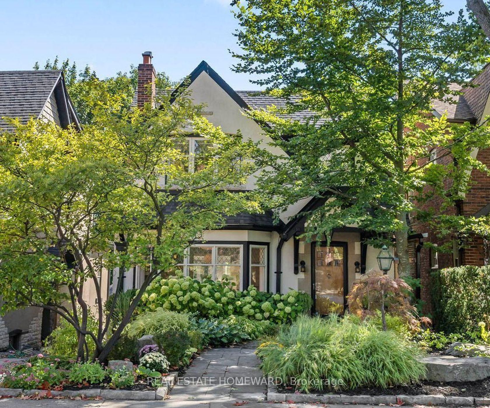 19 Cavendish Street, The Beaches, Toronto 