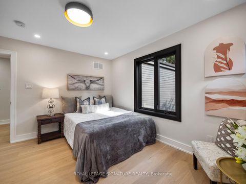 Photo 29 at 137 Cheltenham Avenue, York Mills, Toronto