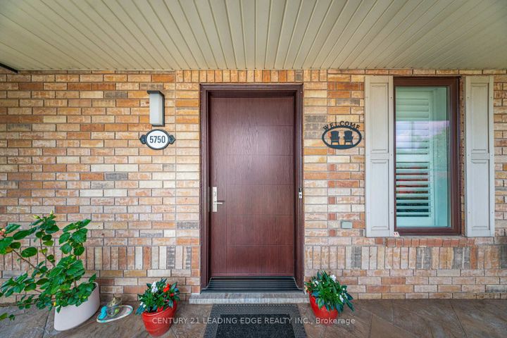 Photo 2 at 5750 Churchill Meadows Boulevard, Churchill Meadows, Mississauga
