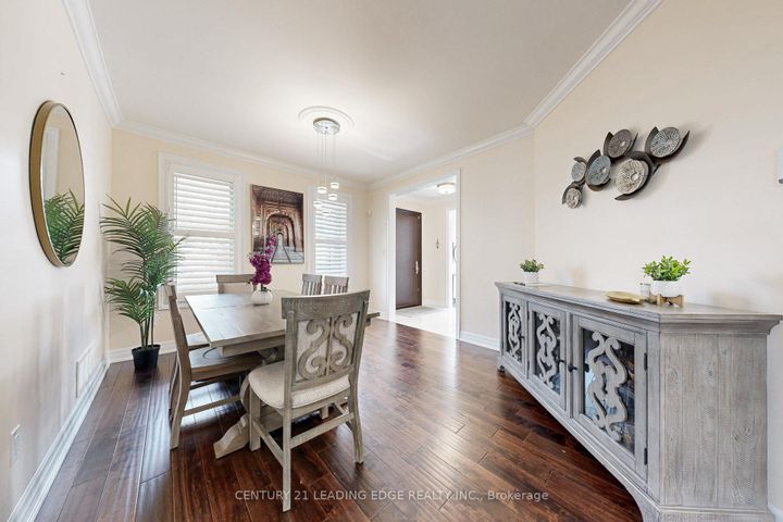 Photo 8 at 5750 Churchill Meadows Boulevard, Churchill Meadows, Mississauga