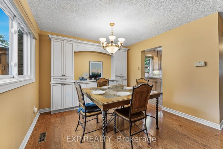 Photo 19 at 2930 Oslo Crescent, Meadowvale, Mississauga