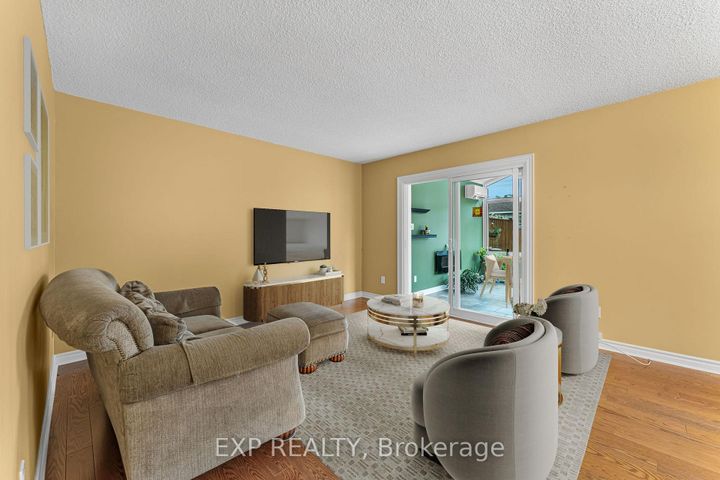 Photo 21 at 2930 Oslo Crescent, Meadowvale, Mississauga