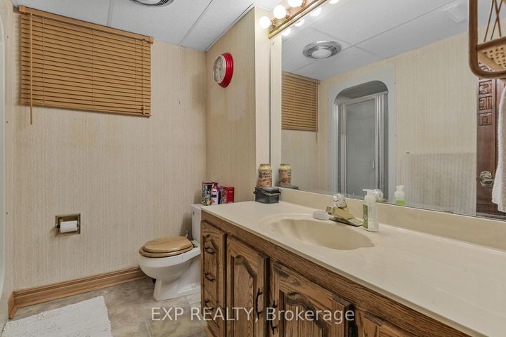 Photo 37 at 2930 Oslo Crescent, Meadowvale, Mississauga
