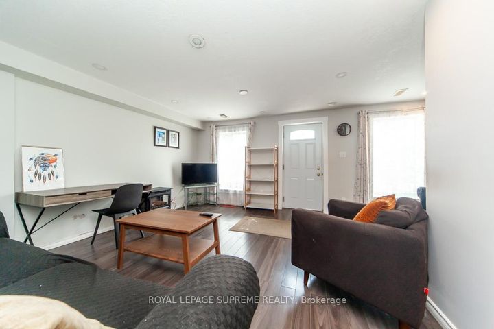 Photo 2 at 13 Robins Avenue, Crown Point, Hamilton