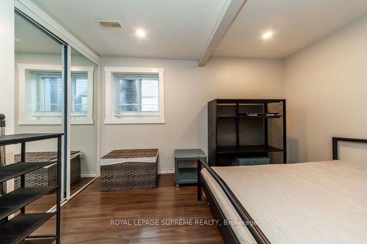 Photo 14 at 13 Robins Avenue, Crown Point, Hamilton