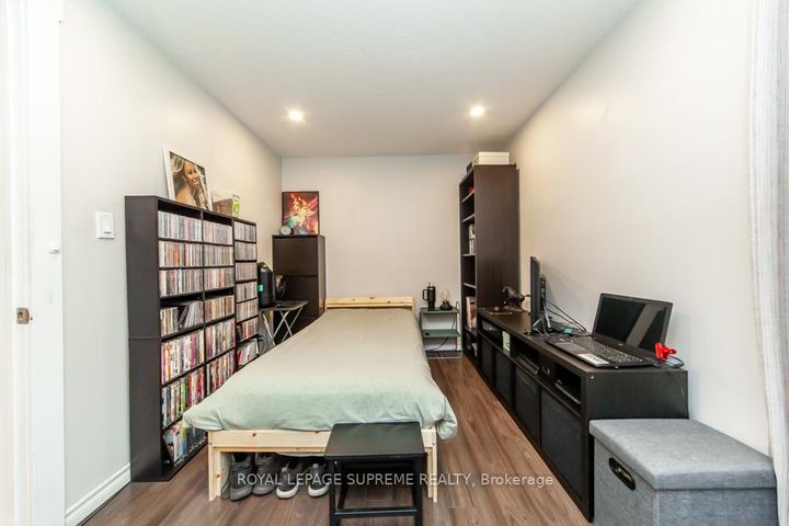 Photo 16 at 13 Robins Avenue, Crown Point, Hamilton