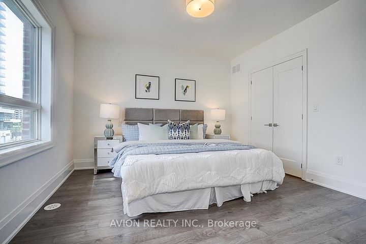Photo 34 at 15 Gandhi Lane, Commerce Valley, Markham