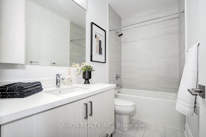 Photo 39 at 15 Gandhi Lane, Commerce Valley, Markham