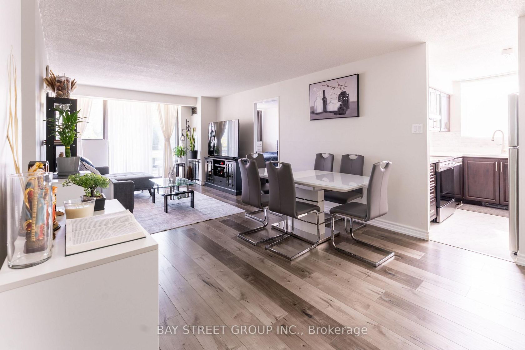 211 - 99 Blackwell Avenue, Malvern, Toronto 