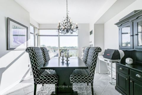 Photo 11 at 519 - 2511 Lakeshore Road W, BR Bronte, Oakville