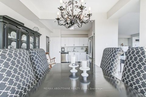 Photo 12 at 519 - 2511 Lakeshore Road W, BR Bronte, Oakville
