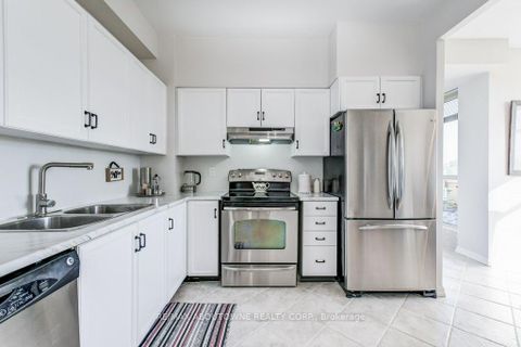 Photo 13 at 519 - 2511 Lakeshore Road W, BR Bronte, Oakville