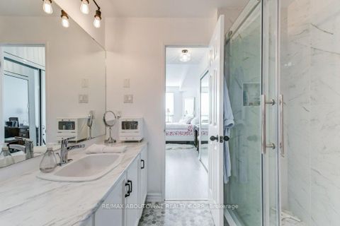 Photo 18 at 519 - 2511 Lakeshore Road W, BR Bronte, Oakville