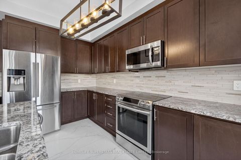 Photo 11 at 878 Green Street, Lefroy, Innisfil Photo 11 at 878 Green Street, Lefroy, Innisfil