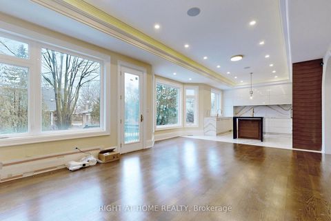 Photo 6 at 10 Jocelyn Crescent, Don Mills, Toronto