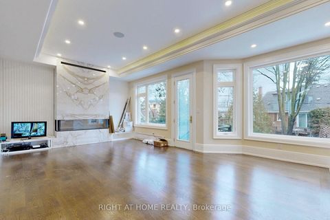 Photo 7 at 10 Jocelyn Crescent, Don Mills, Toronto