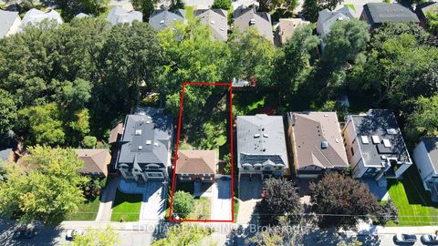 Photo 2 at 229 Empress Avenue, Willowdale East, Toronto