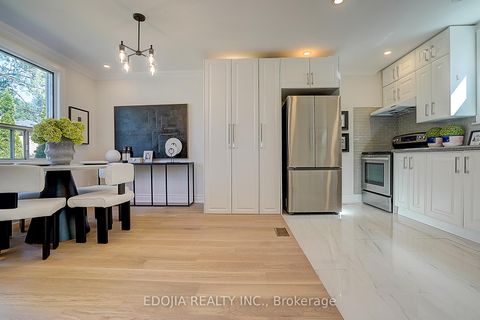 Photo 6 at 229 Empress Avenue, Willowdale East, Toronto